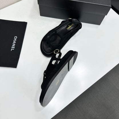 CC 26s Casual Sandals Black Suede 944626