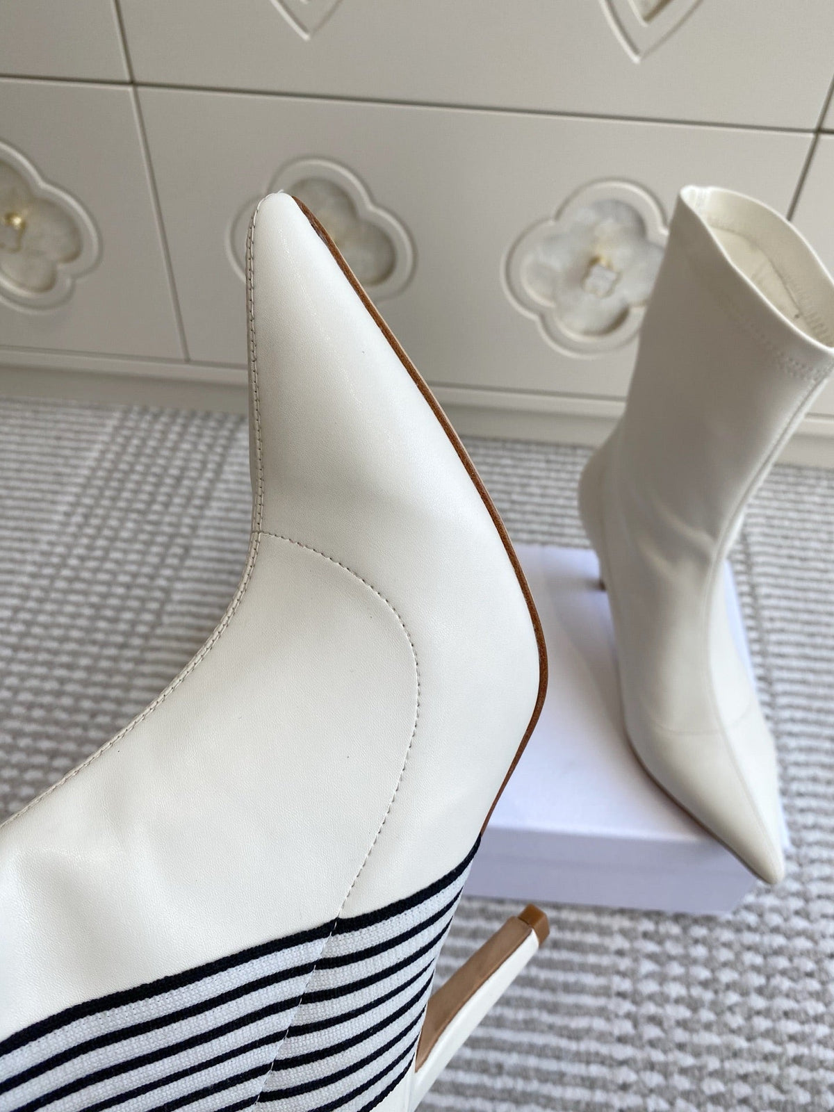 Dior 2025 Tribales Heeled Ankle Boot 80mm White Lambskin 501193