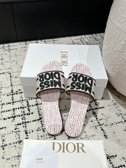 CD Dway Slide Pink Mix Black Embroidered Cotton
