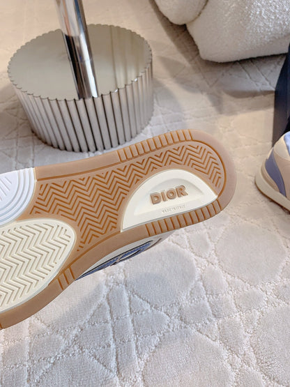 CD B57 Mid-Top Sneaker White Beige Mix Light Blue Calfskin And Oblique Jacquard