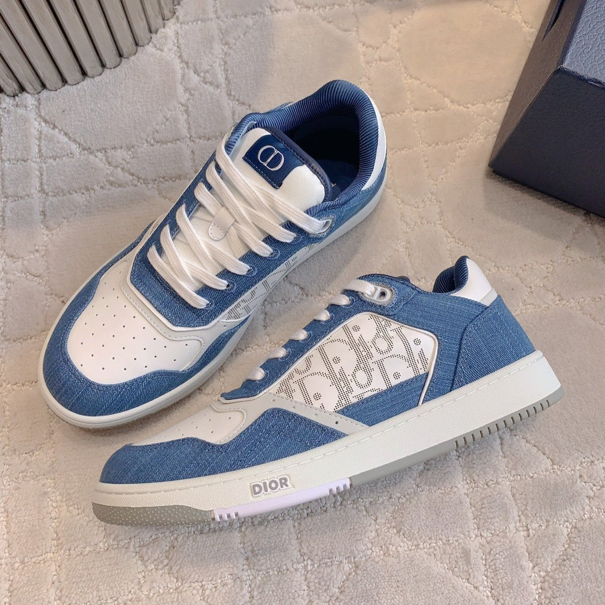 CD B27 Low-Top Sneaker White Blue Print Calfskin And Denim Fabric