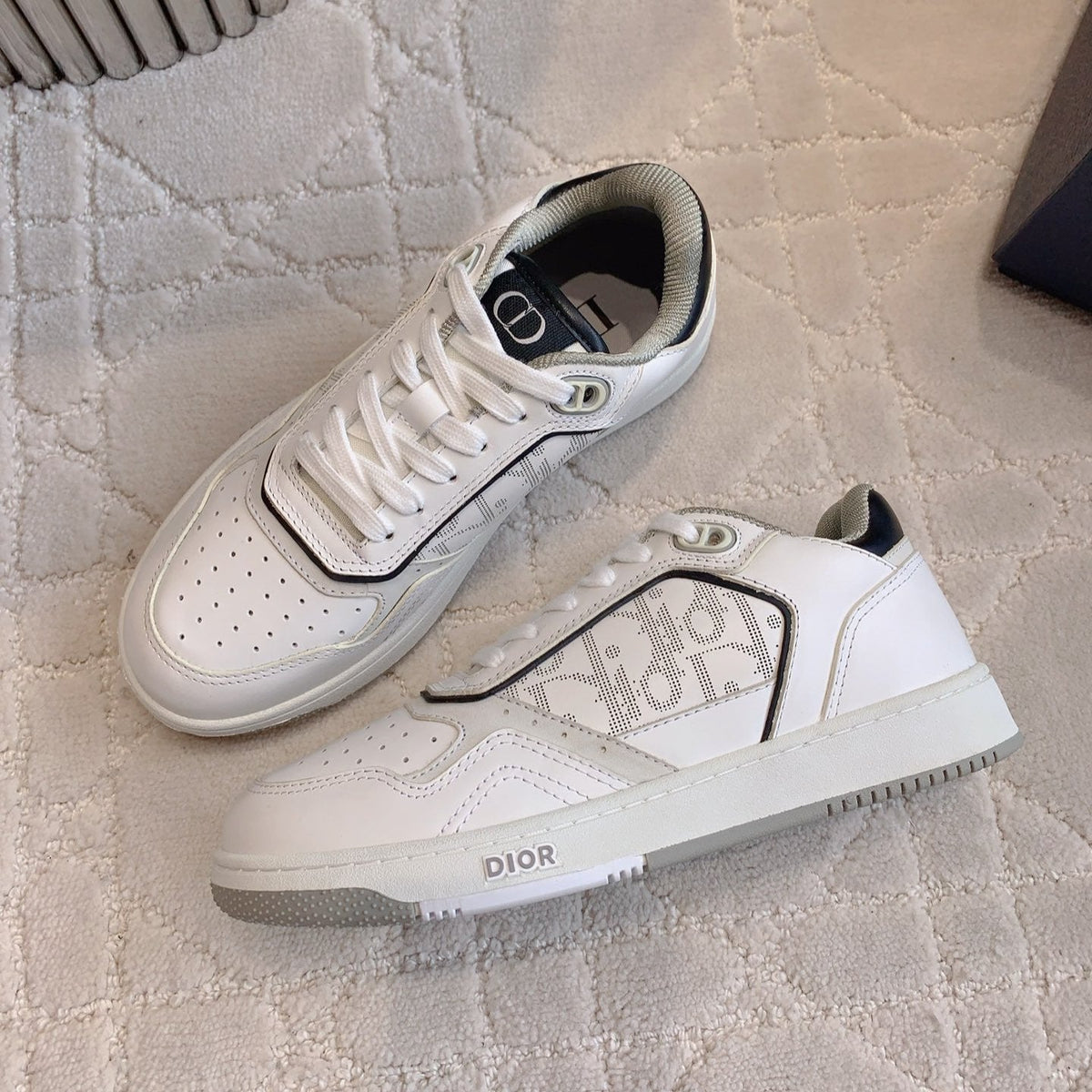 CD B27 Low-Top Sneaker White Black Print Calfskin