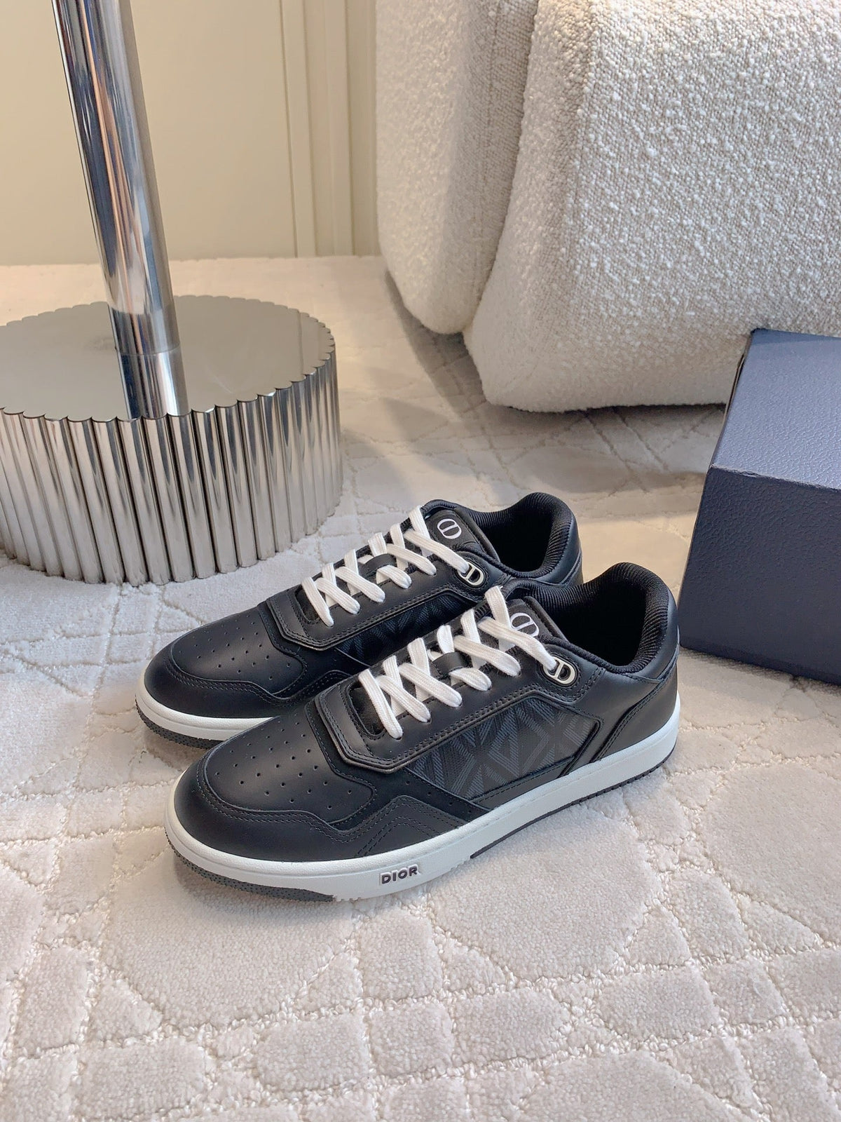 CD B27 Low-Top Sneaker Black Calfskin Diamond Print