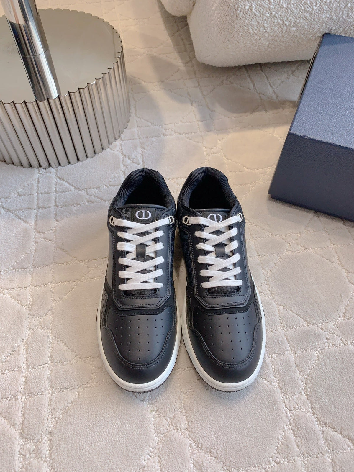 CD B27 Low-Top Sneaker Black Calfskin Diamond Print