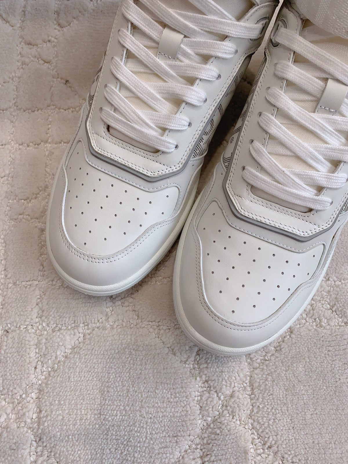 CD B27 High-Top Sneaker White Print Calfskin