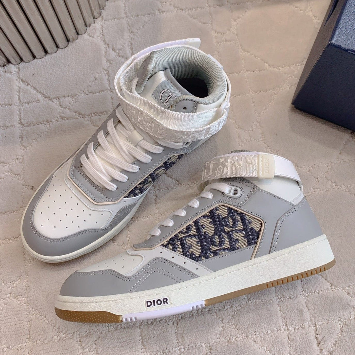 CD B27 High-Top Sneaker White Grey Print Calfskin And Oblique Jacquard Fabric