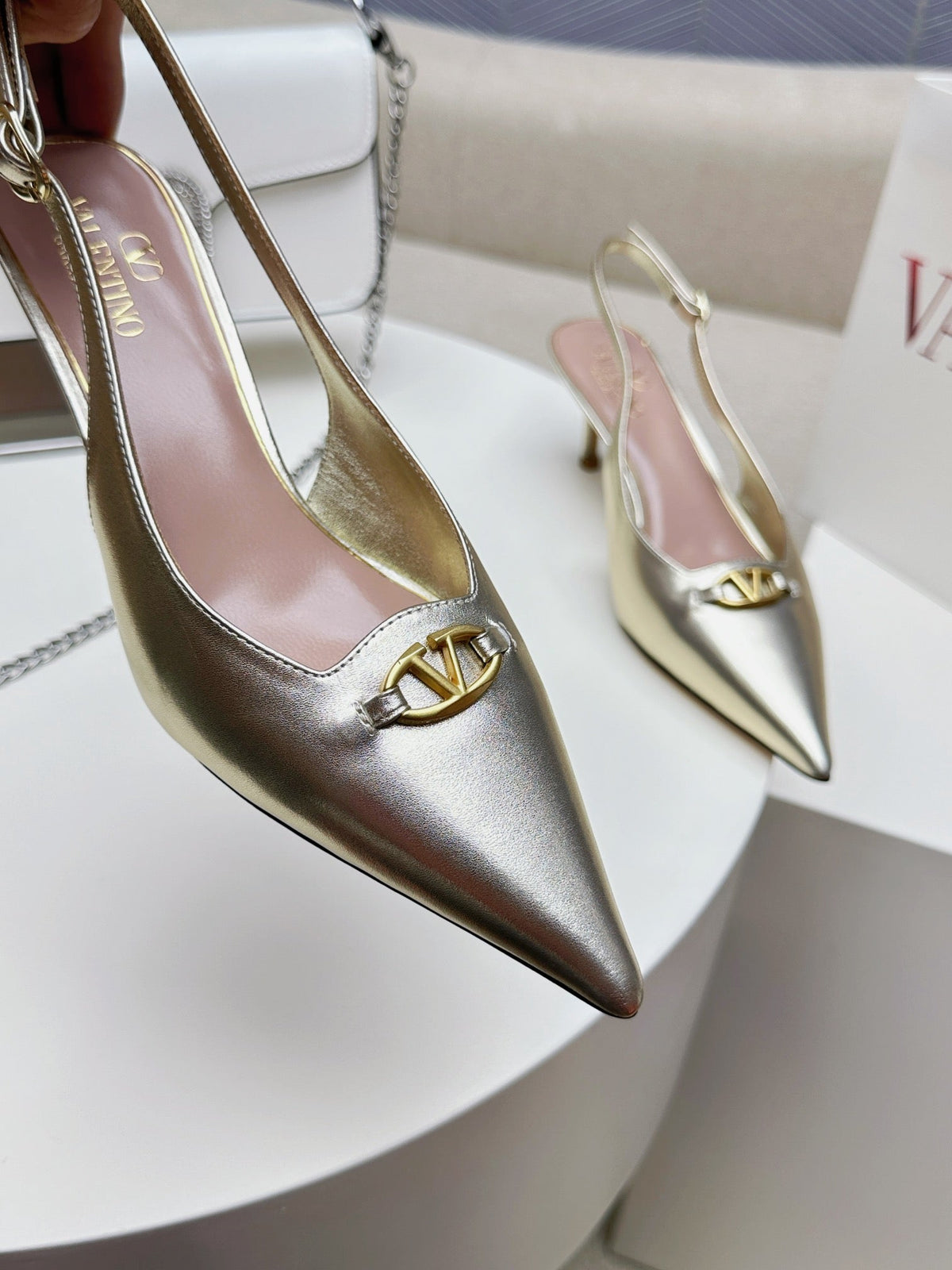 HIGH SLINGBACK 60MM IN GOLD CALFSKIN
