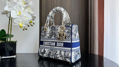 medium lady 24 blue white embroidery