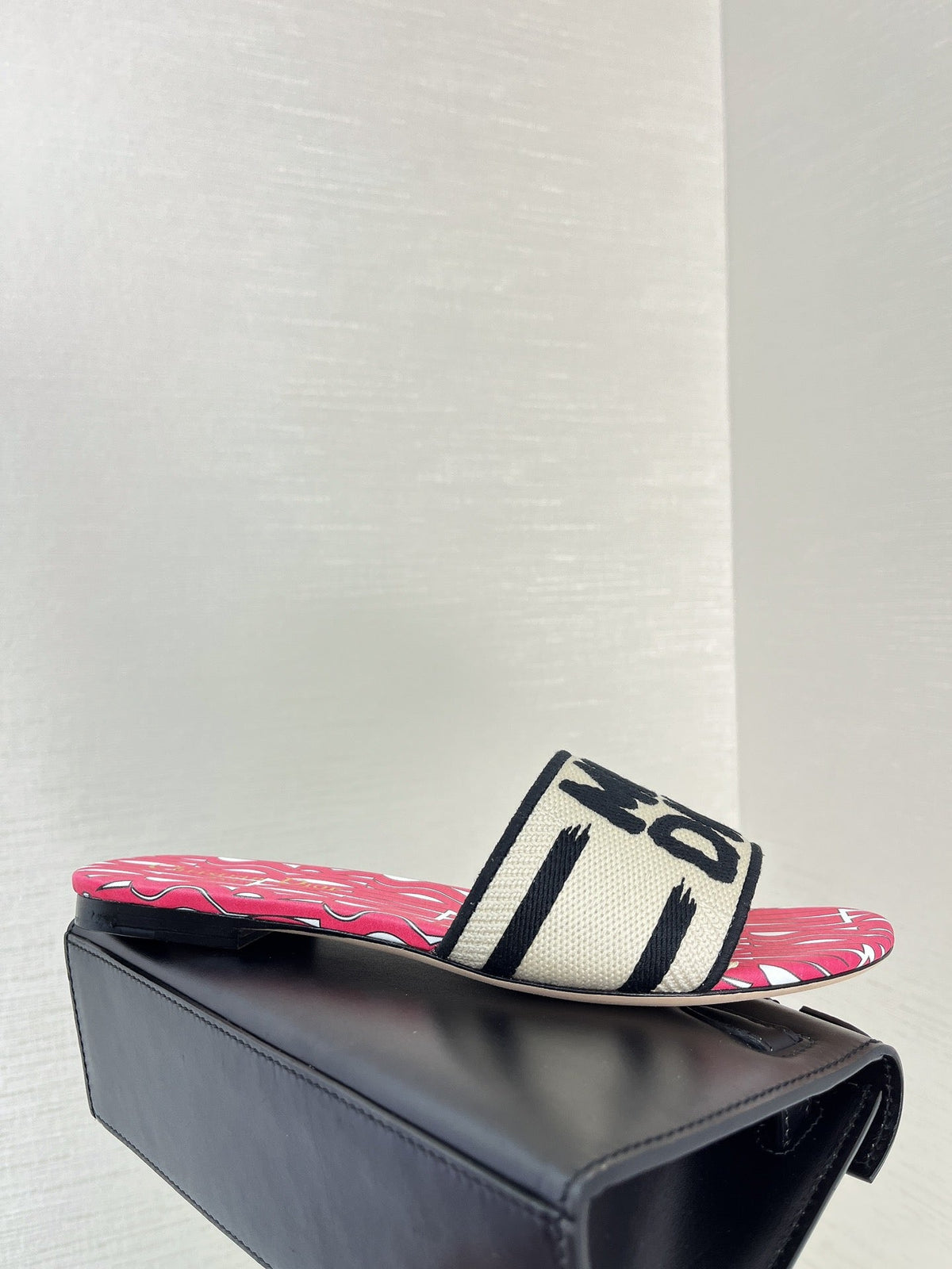 dway slide embroidered cotton red miss cd alllover motif