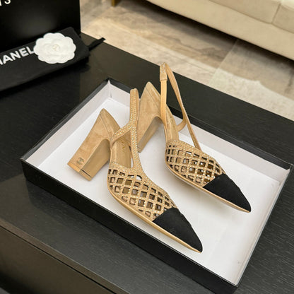 CC 26s Rhinestone Pointed-Toe Shoe Beige Black Suede Canvas 907704