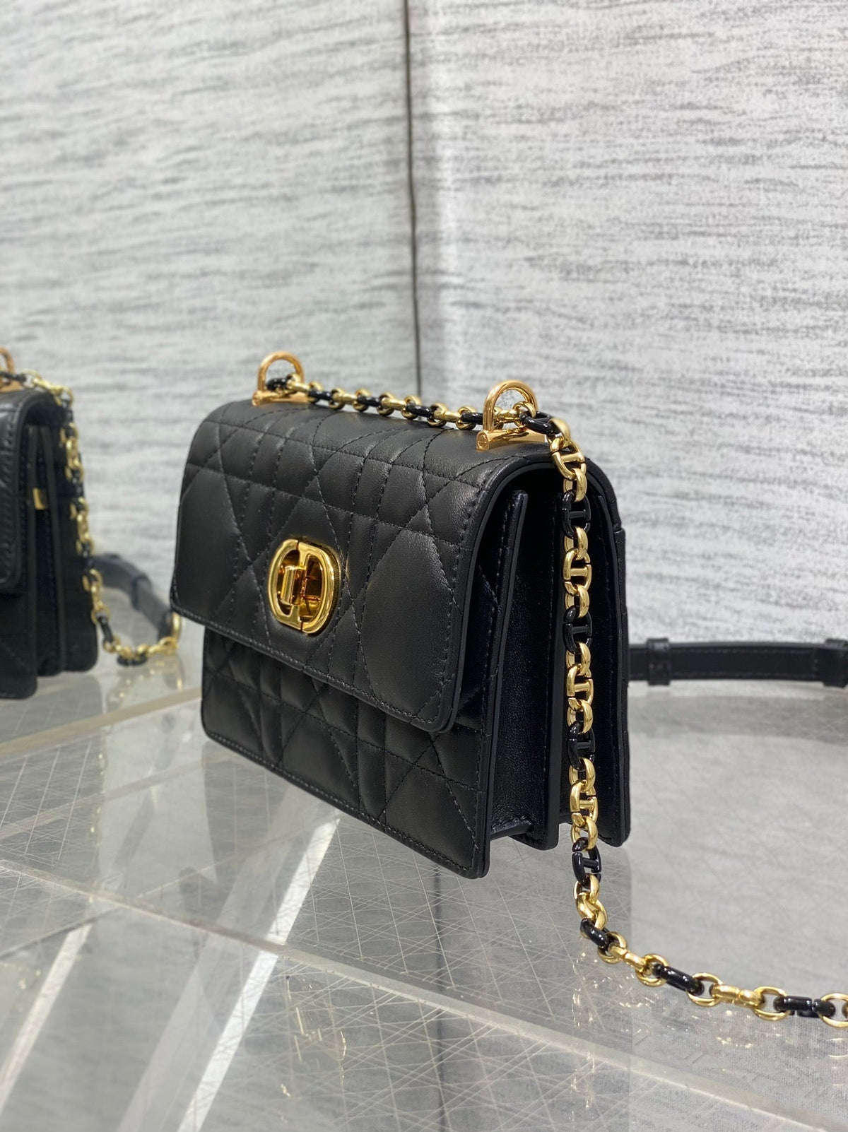CD Miss Caro 17 Bag Black Calfskin 226490