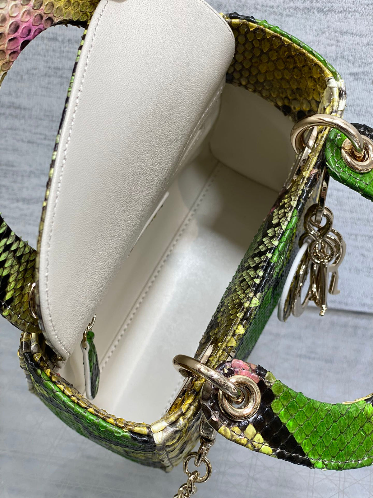 MINI 17 LADY BAG IN COLORFUL SNAKESKIN PATTERN LAMBSKIN 225975