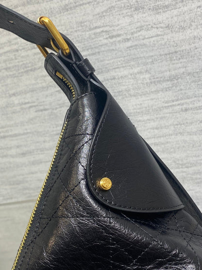 CD VOYAGE handbag 28 Black Crinkled Calfskin