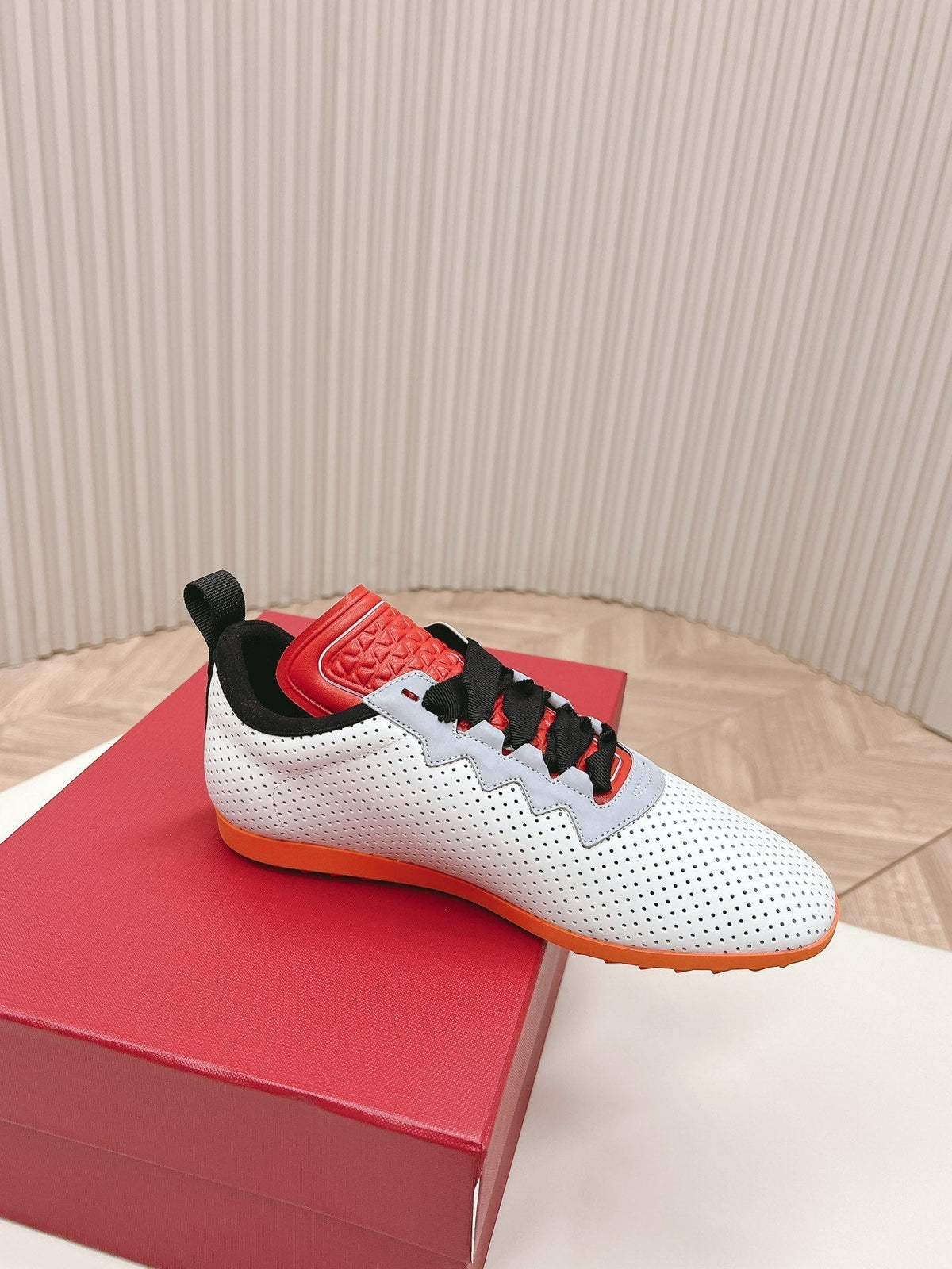 Chromathon Sneaker In White Perforated Lambskin 104153