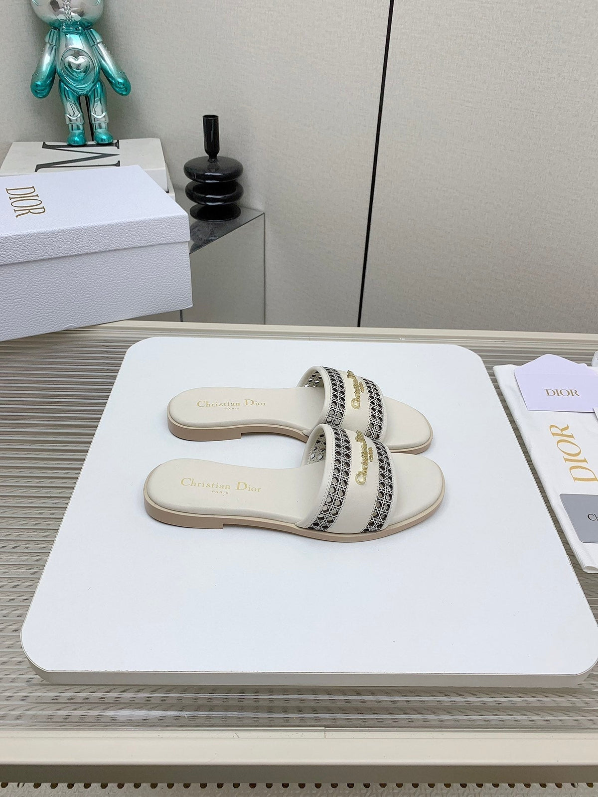 CD D-Lane Slide In White Cowhide 106277