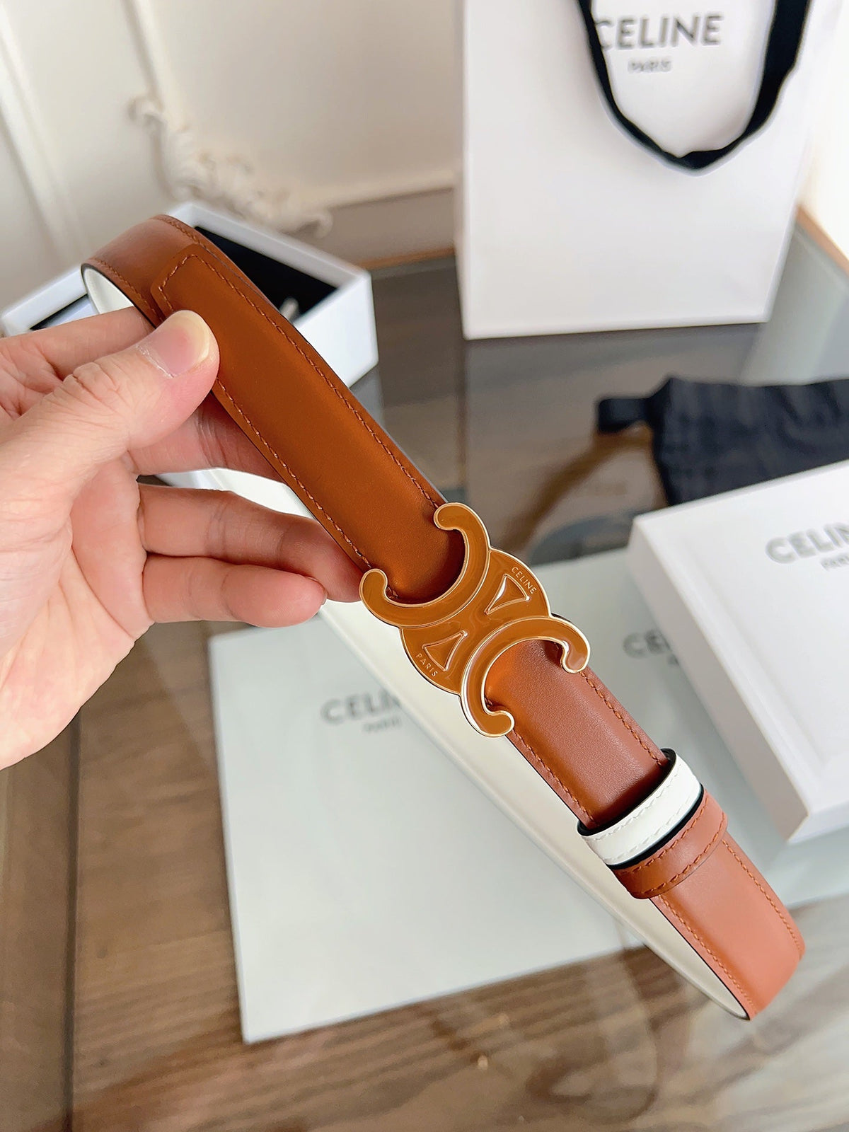 CELINE 26S REVERSIBLE BELT 25 MM IN BROWN AND WHITE CALFSKIN 669841