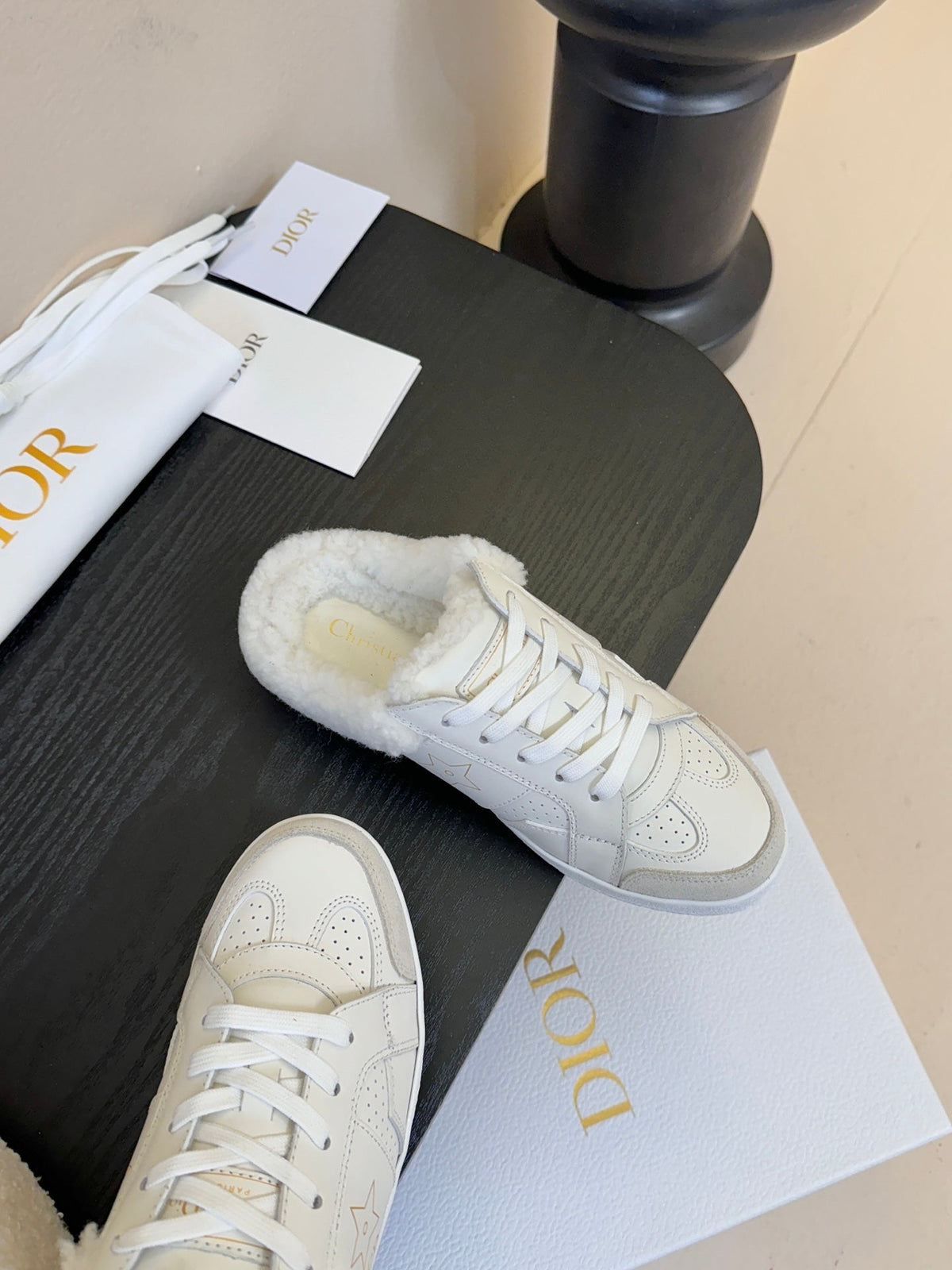 Dior 25 Star Sneaker White Suede Cowhide 530614