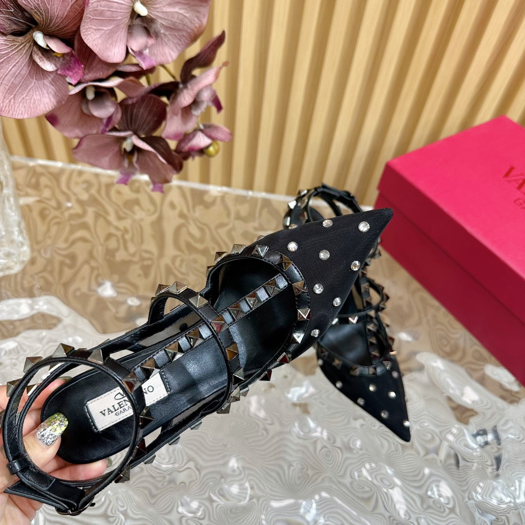 ROCKSTUD MIRROR-EFFECT PUMP WITH MATCHING STRAPS AND STUDS 95 MM BLACK CALFSKIN  AND MESH