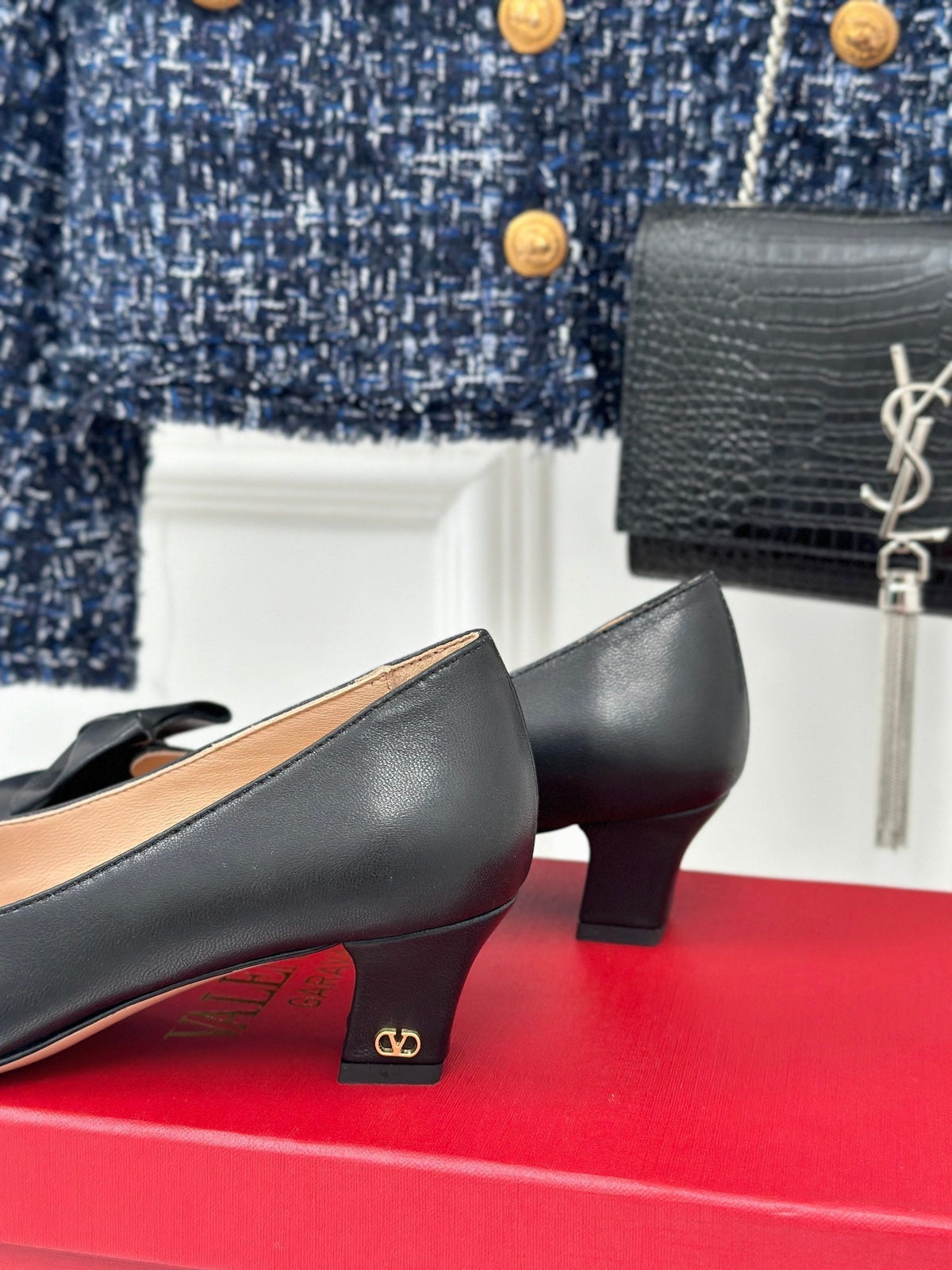 Bowow Pumps In Kidskin 40mm Black Lambskin 989188