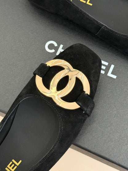 CC 26s Buckle Square Toe Ballet Flat Black Suede 829734