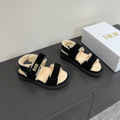 Dioract Sandal In Black Suede And Wool Fleece Lining 109869