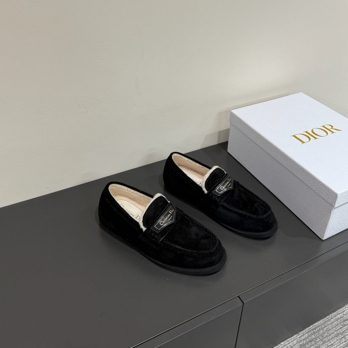 CD Loafers In Black Suede And Fleece Lining 109293
