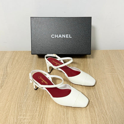 CC Métiers d’art 2026 Slingbacks 6.5cm White Patent Calfskin 865639