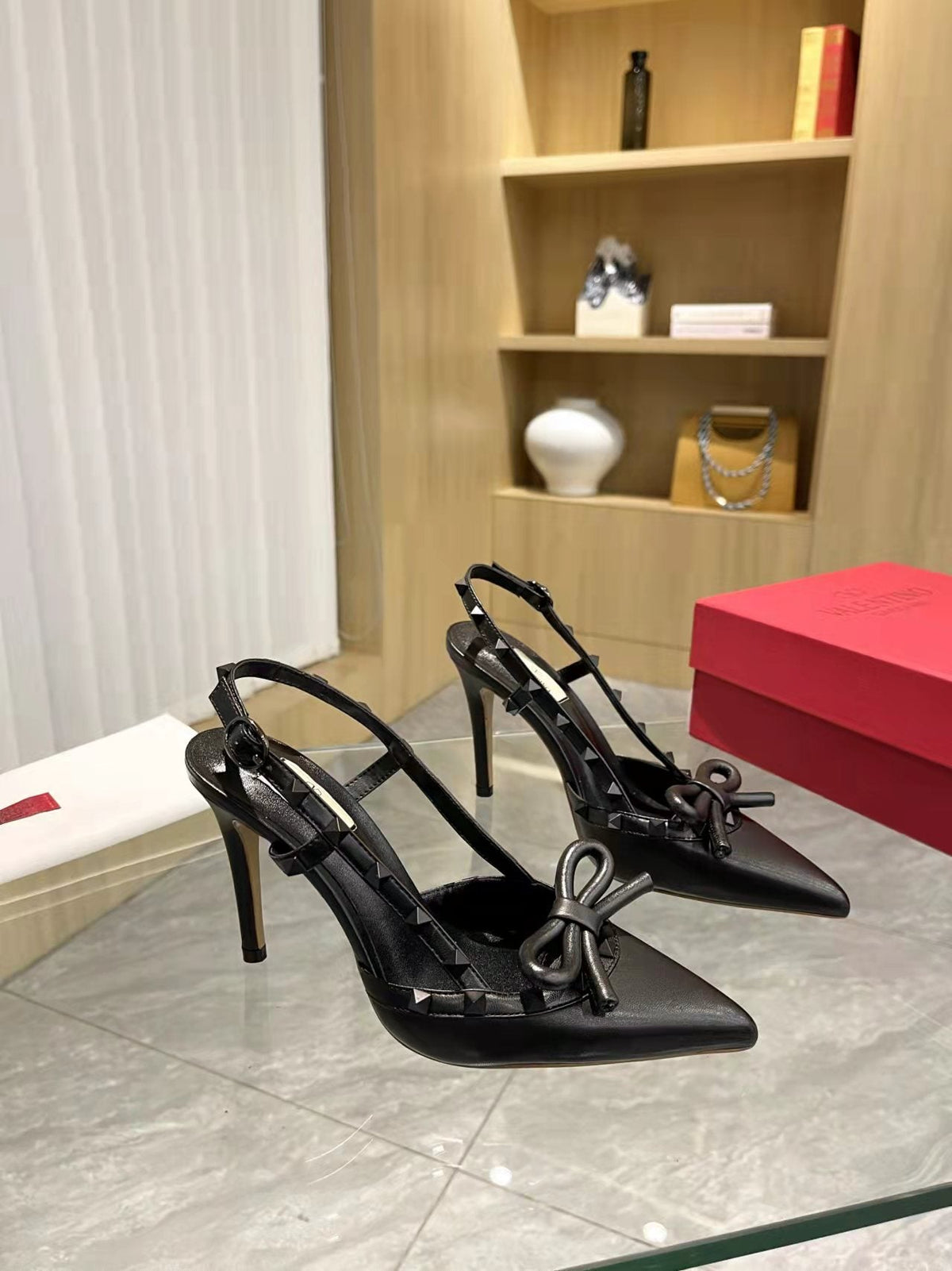 Valentino Rockstud Bow Slingback Pumps 95mm Sheepskin