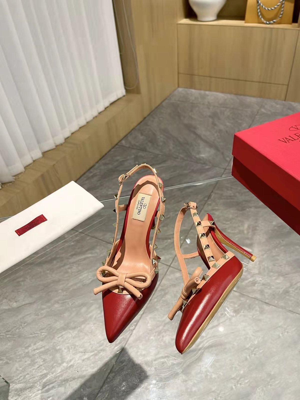 Valentino Rockstud Bow Slingback Pumps 95mm Sheepskin