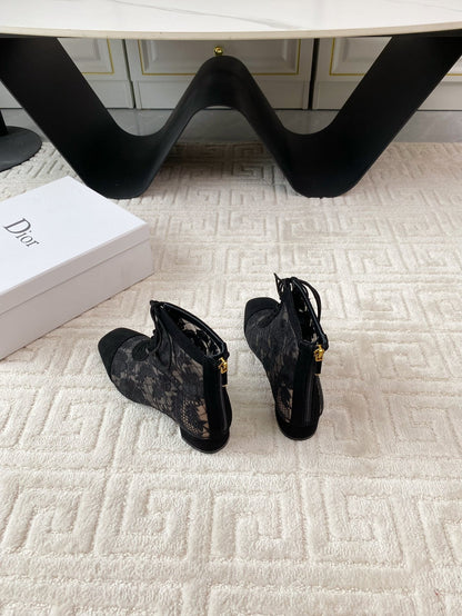 CD Naughtily-D Heeled Ankle Boot Black Transparent Mesh Roses Embroidery And Suede