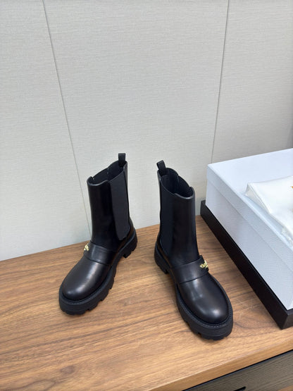CD D-Quest Ankle Boot 40mm In Plain Black Calfskin 112933