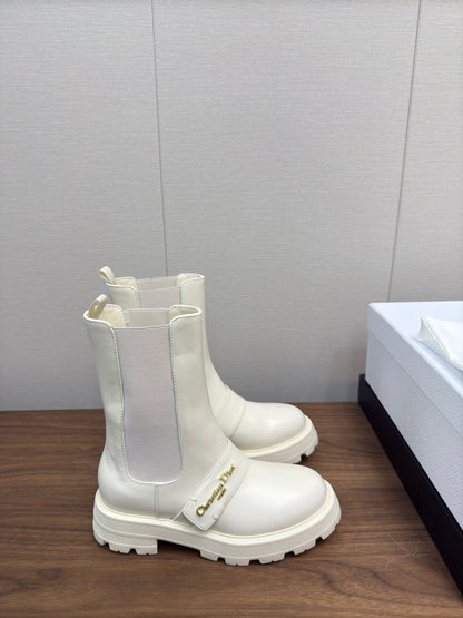 CD D-Quest Ankle Boot 40mm In White Calfskin 112935