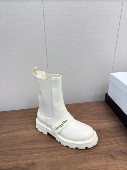 CD D-Quest Ankle Boot 40mm In White Calfskin 112935