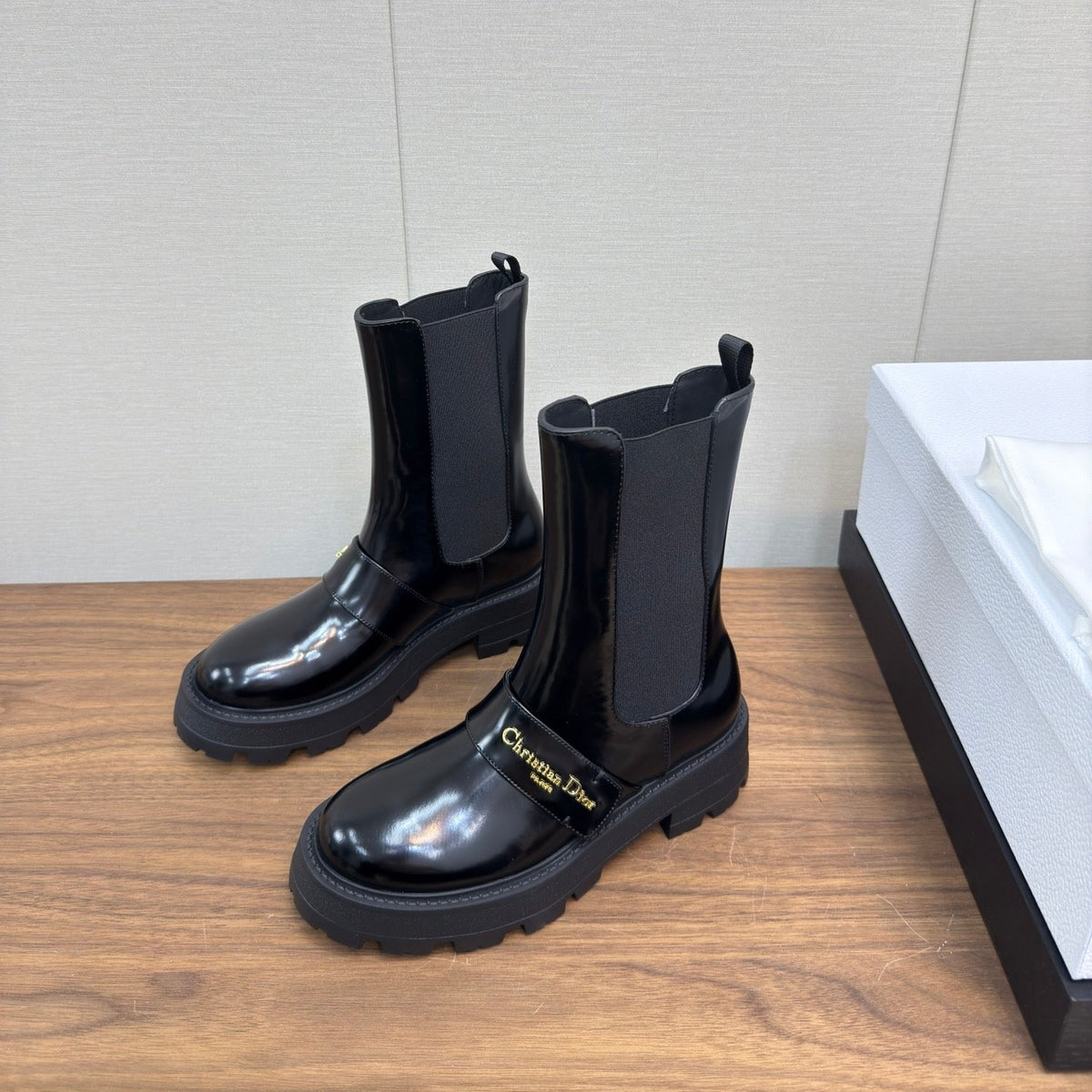 CD D-Quest Ankle Boot 40mm In Glossy Black Calfskin 112937