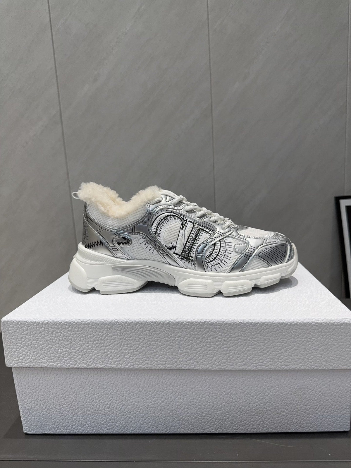 CD platform casual sneaker white sliver wool suede mesh 539676
