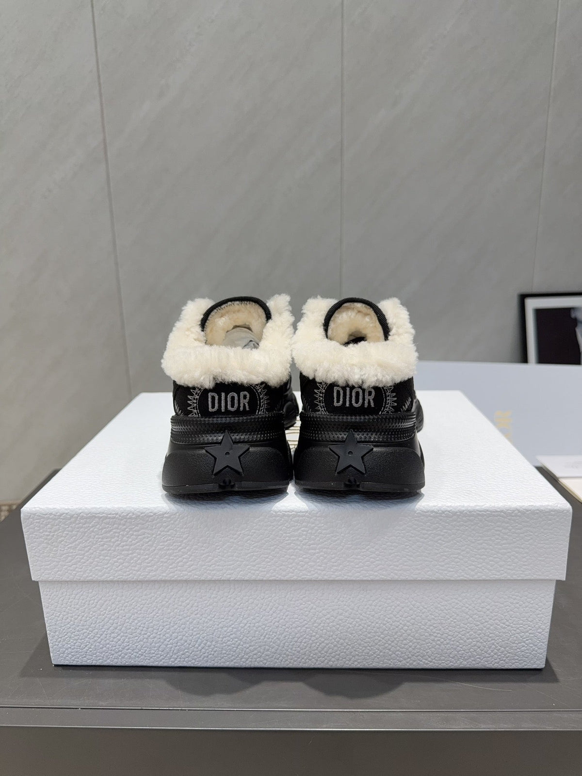 CD platform casual sneaker black wool suede mesh 539678