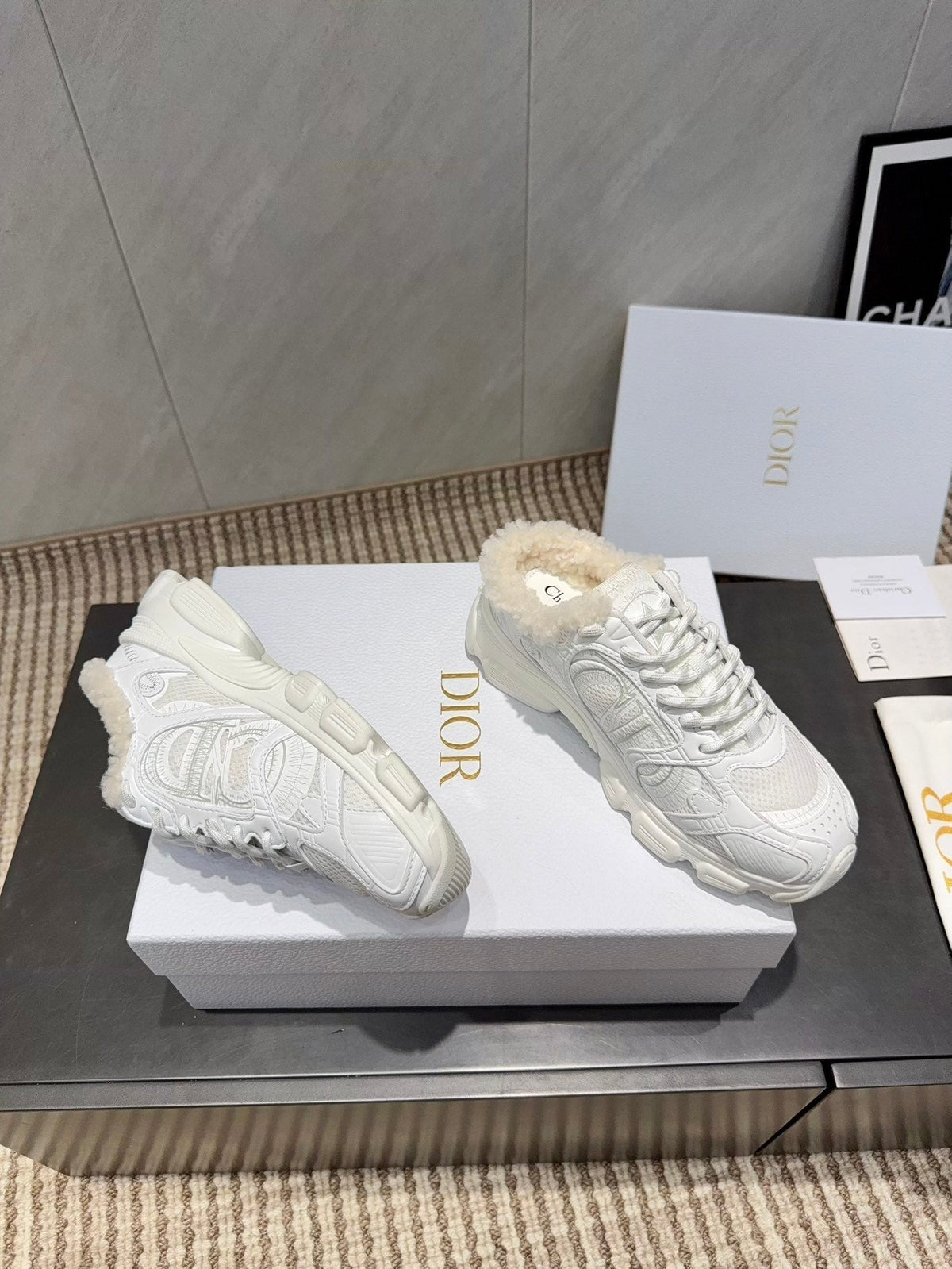 CD platform casual sneaker white wool suede mesh 539679