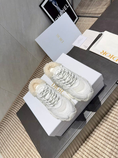 CD platform casual sneaker white wool suede mesh 539679