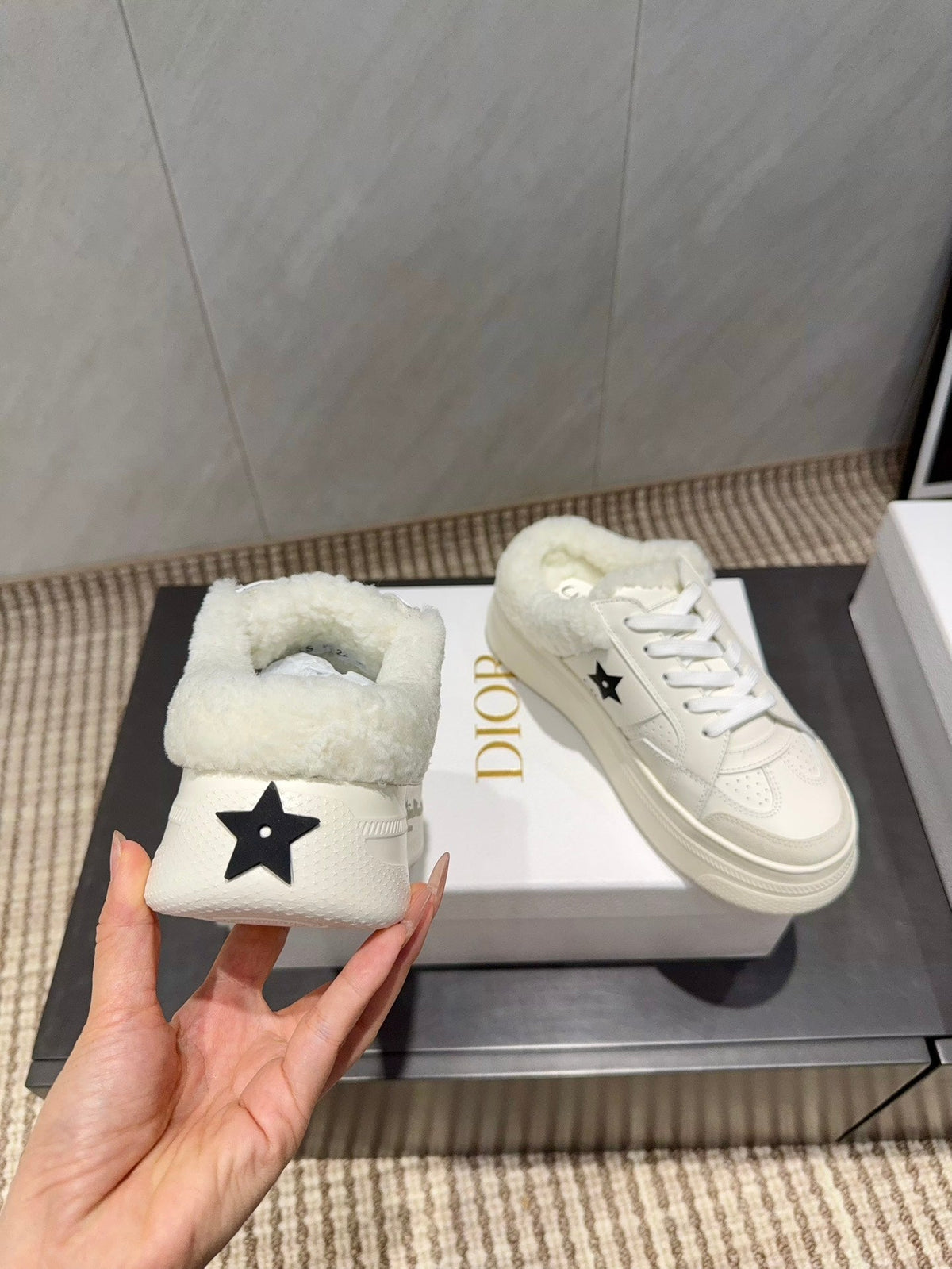 CD Star sneakers white cowhide wool 539688
