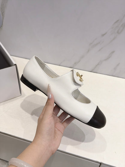 CC 26s Round Toe Mary Jane Shoes White Lambskin 937761