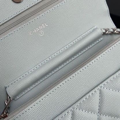 CC Woc 20cm White Grained Calfskin Silver Hardware