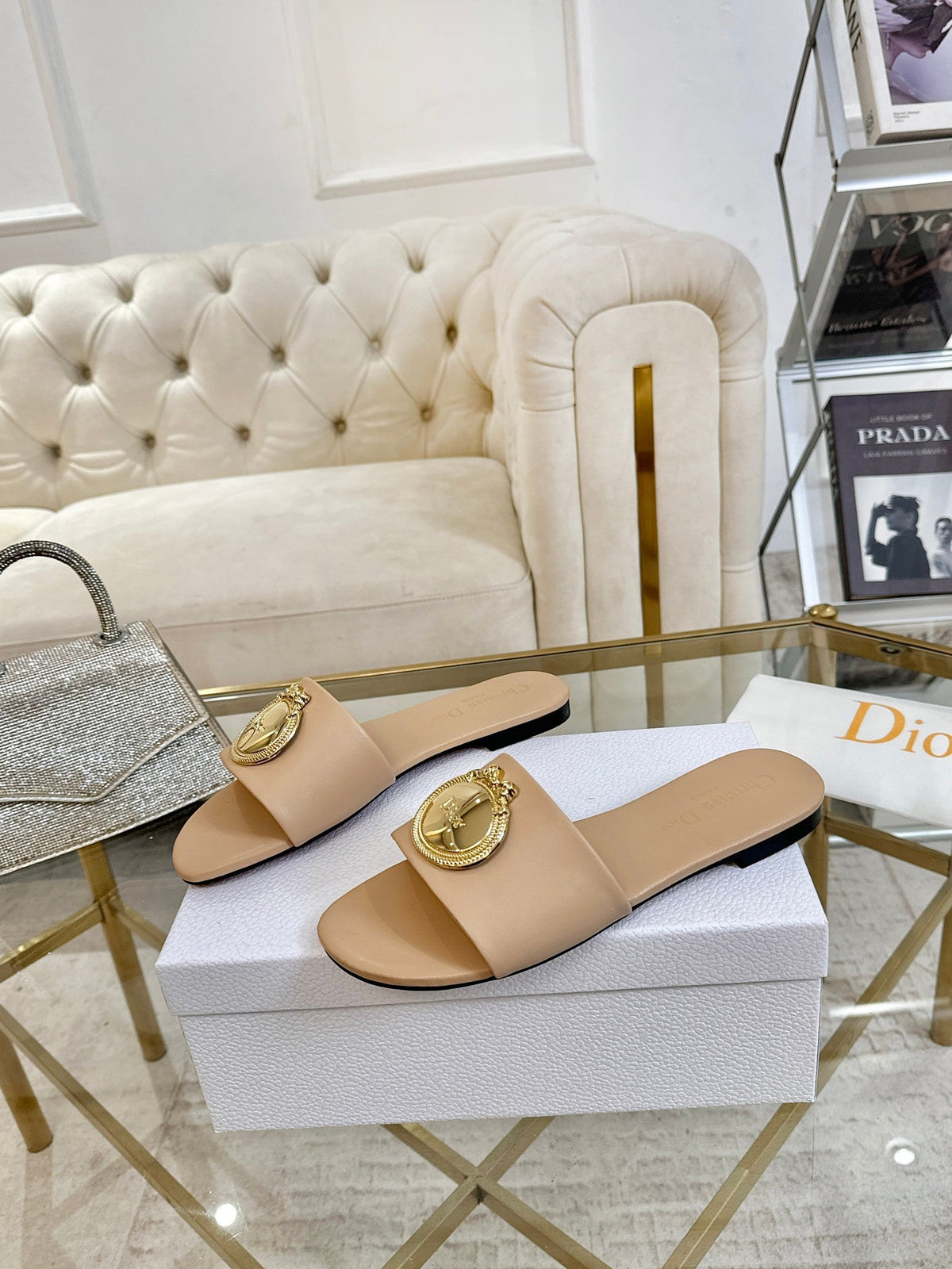 CD 26s Sandals Beige Leather 667115