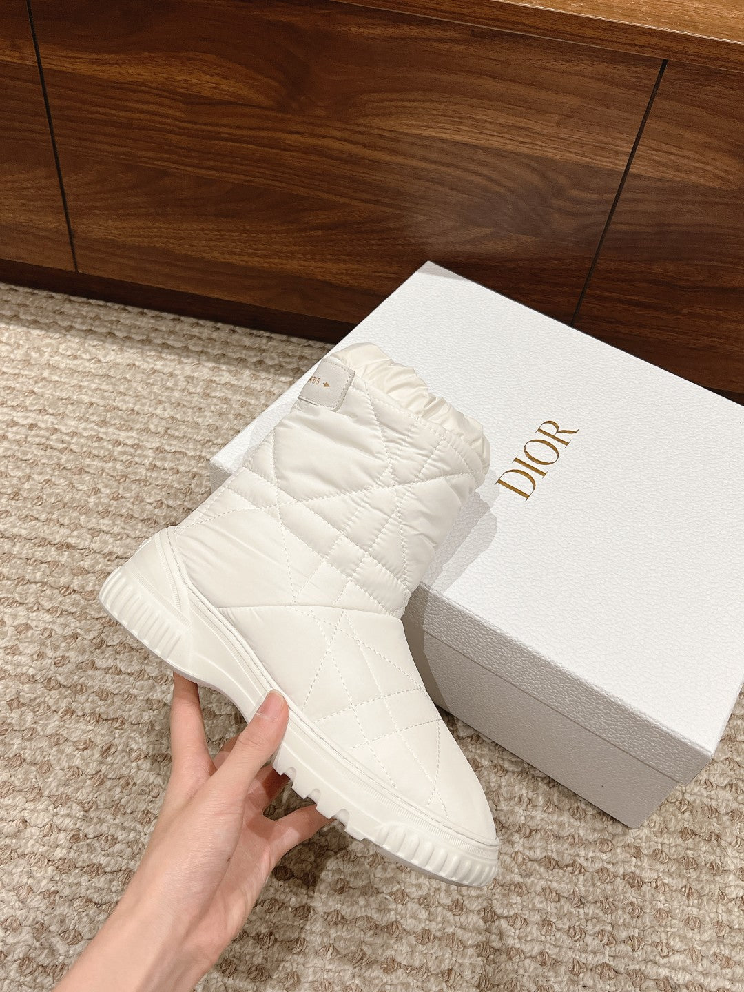 CD Ankle Boots White Quilted Windbreaker Fabric And Fleece