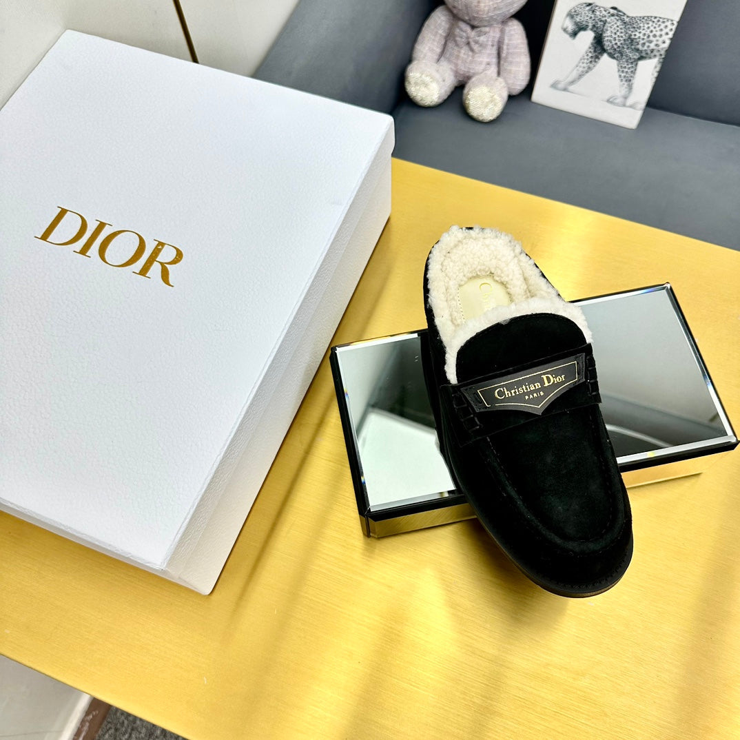 CD Boy Mule In Black Suede With Wool Fleece Lining 111828