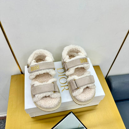 Dioract Sandal In Light Grey Suede And Wool Fleece Lining 111044