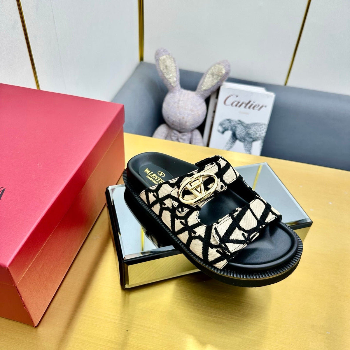 VT 25 Platform Sandals Black Beige Slippers Cowhide