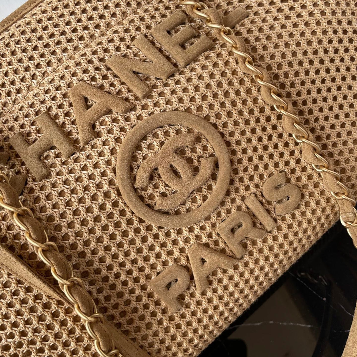 CC 25 Deauville Tote Bag 34cm Beige Crochet Suede