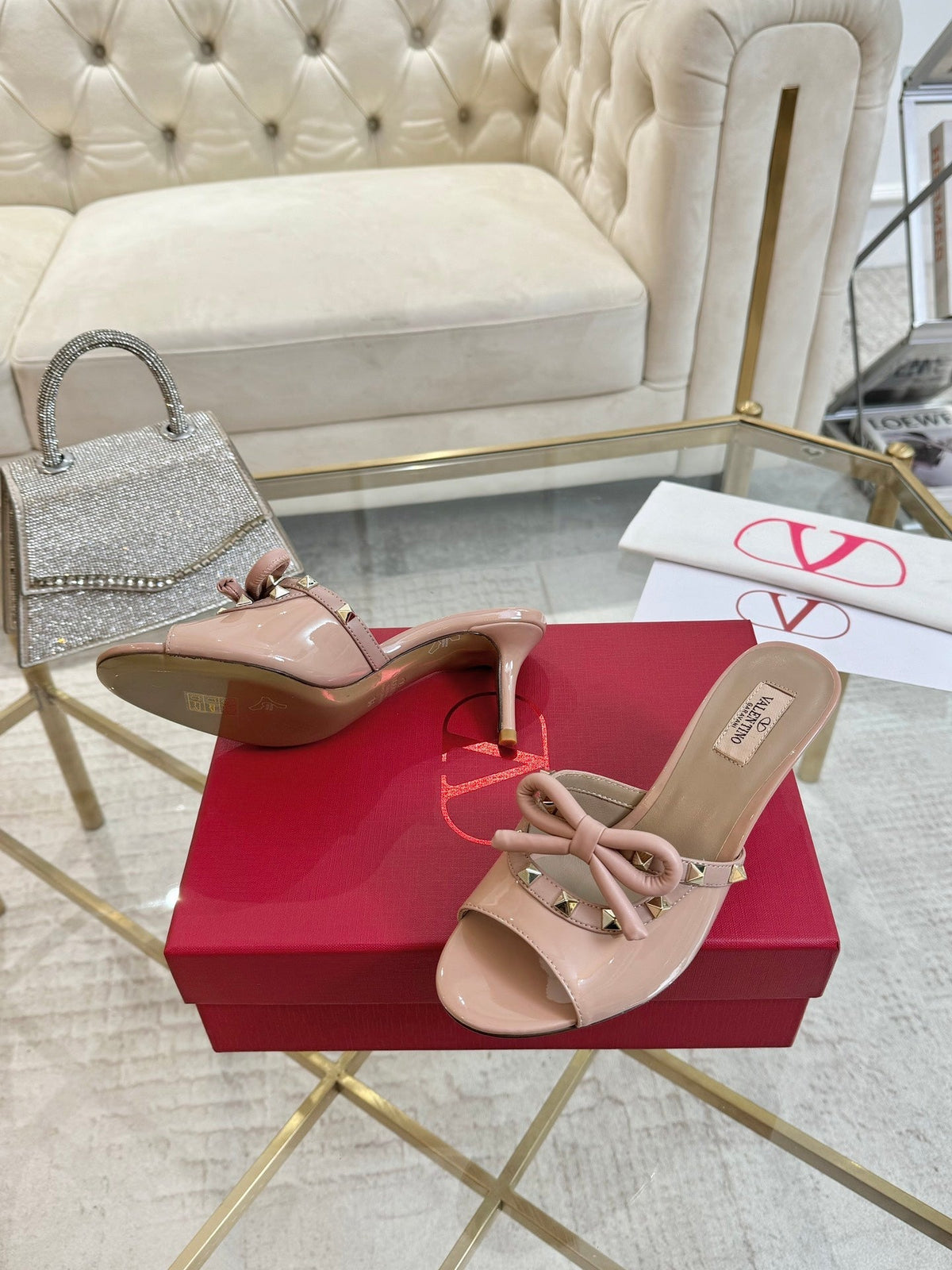 VT 25 Rockstud Bow Mule Pink Nude Patent Leather
