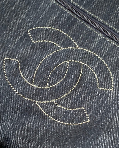 Chanel 25 Bag Navy Blue 40cm Denim Fabric 289495
