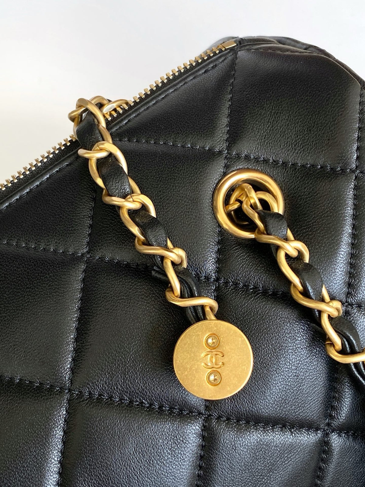 Chanel 25K Bowling Bag Black Gold Sheepskin 294981